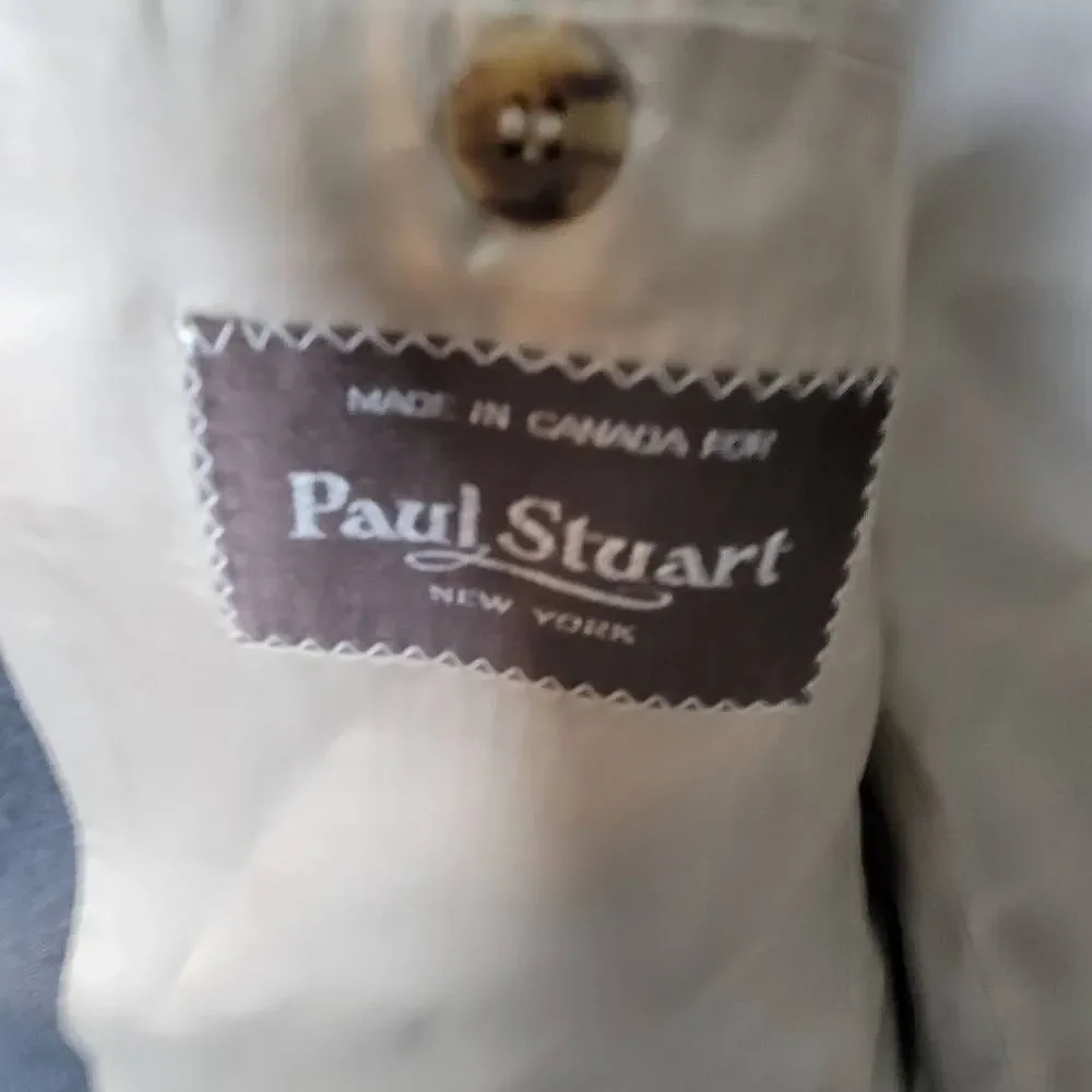 Paul Stuart Grey Wool 2 buton Suit 40  Long